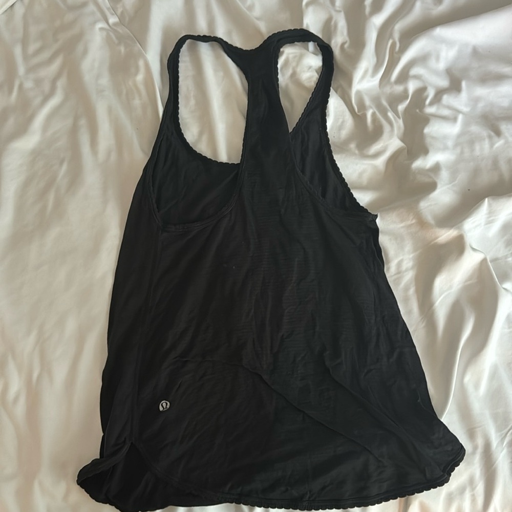 Lululemon black tank top